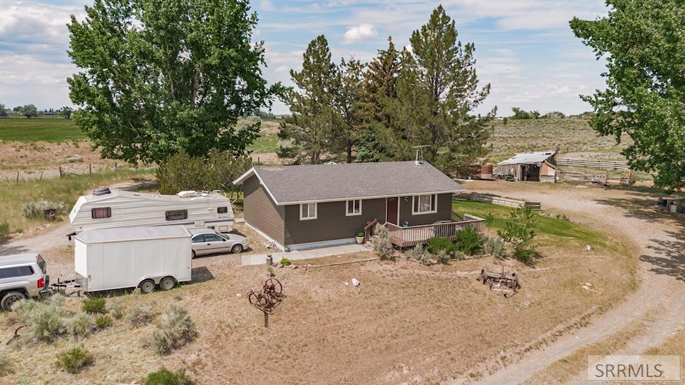 For Sale $390,000 • Co-Listing Agent