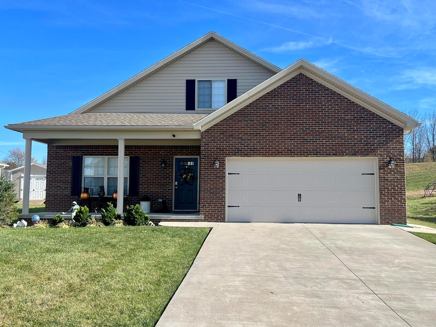 1948 Clearwater Dr, Lawrenceburg, KY 40342 - photo 1