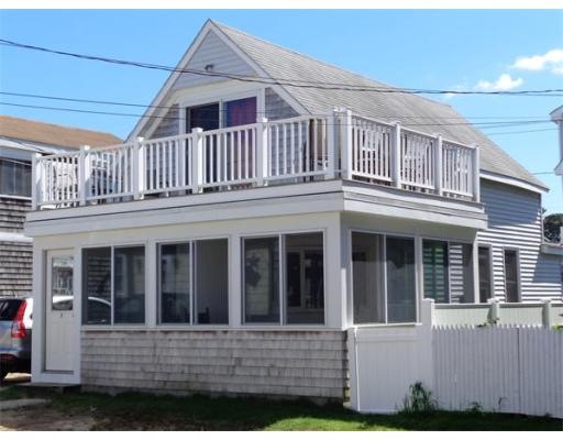 9 Holly Cir unit 1, Buzzards Bay, MA 02532 - photo 1