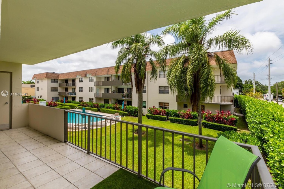 Balcony view to Swimming Pool