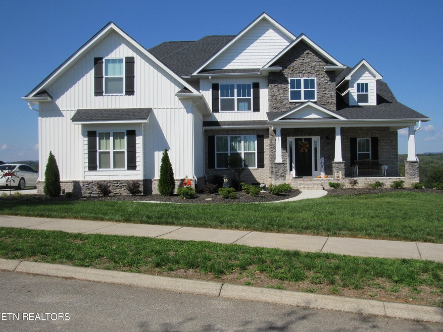 Sold $725,000