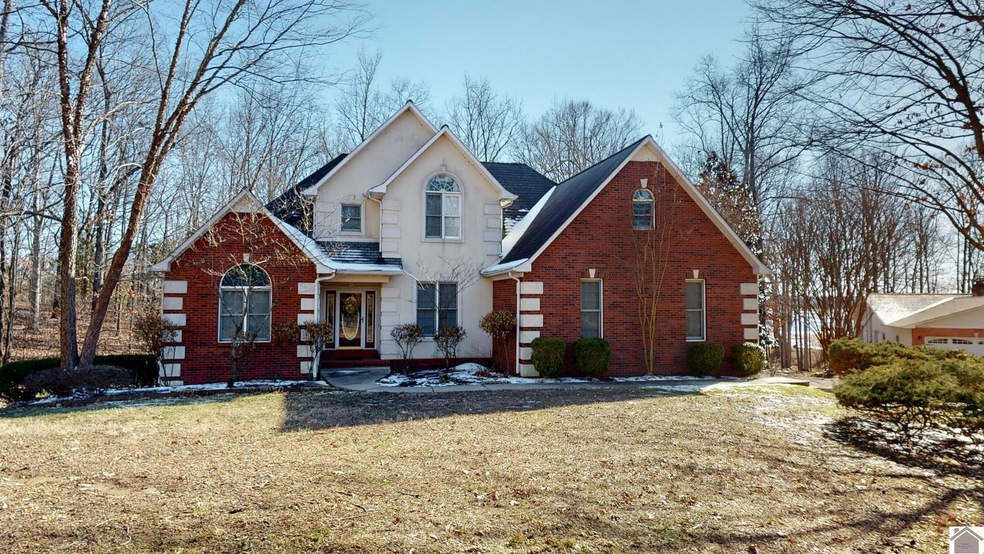 80 Castlewood Ln, Murray, KY 42071 - photo 1