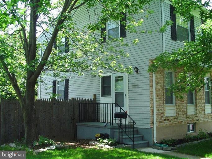 556 Burlington Ct, Edgewood, MD 21040 - photo 1