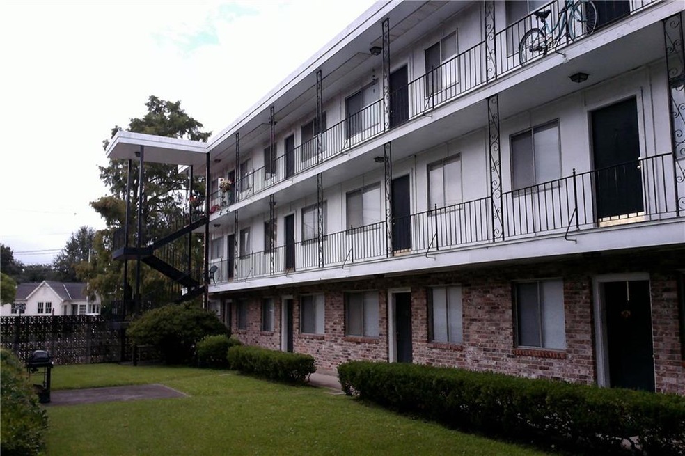 2 Metairie Ct unit K, Metairie, LA 70001 - photo 1