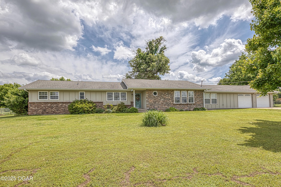 4430 E 26th St, Joplin-48