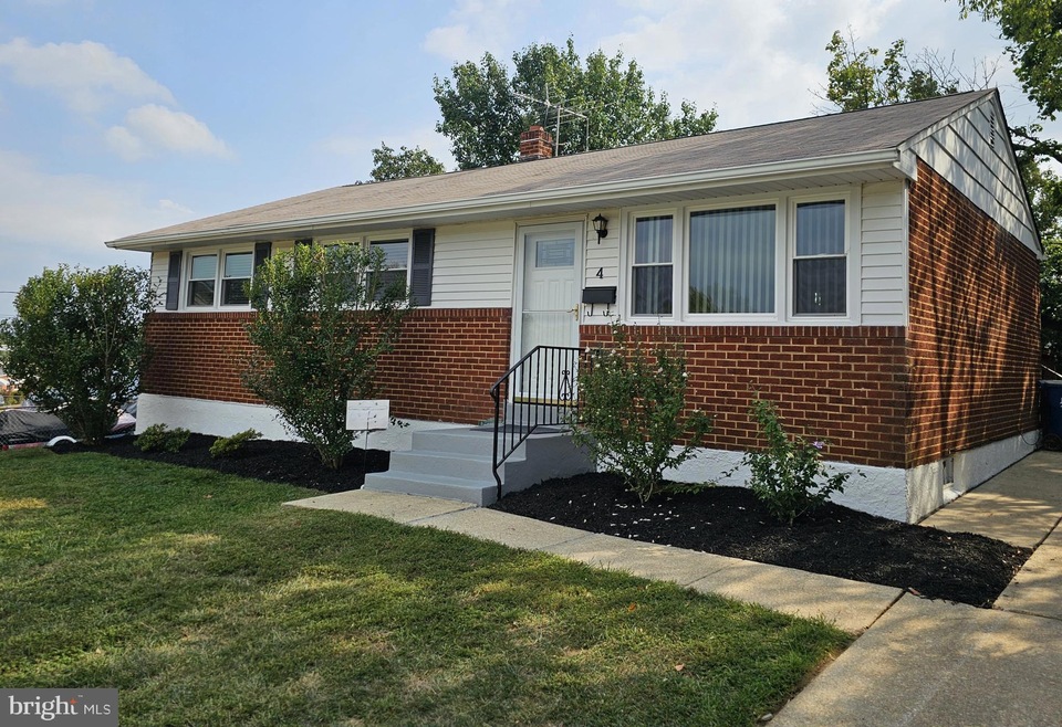 4 Radcliffe Ct, Wilmington, DE 19804 - photo 1