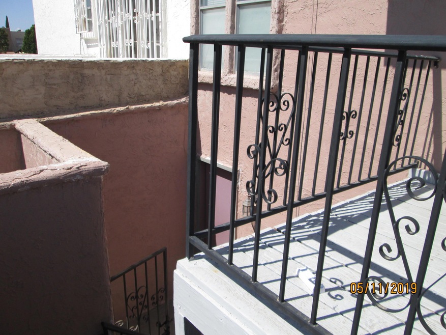 10633 Springwood Dr unit D, El Paso, TX 79935 - photo 1