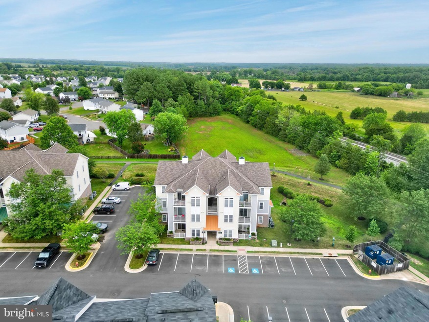 6163 Willow Place unit 104, Bealeton, VA 22712 - photo 1