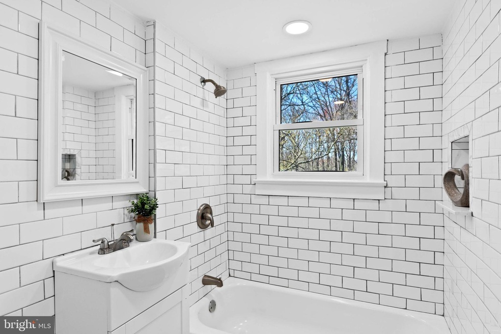 114 6th Ave, Penns Grove, NJ 08069 - photo 1