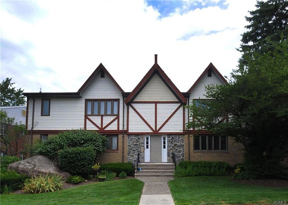 6 Somerset Dr unit 27A, Suffern, NY 10901 - photo 1