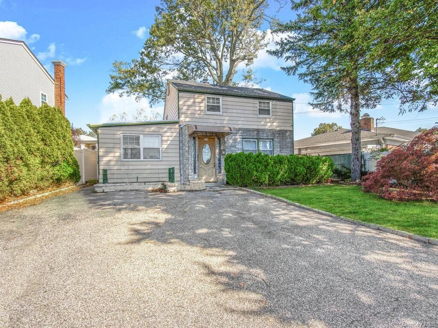 28 Windermere Dr, Yonkers, NY 10710 - photo 1