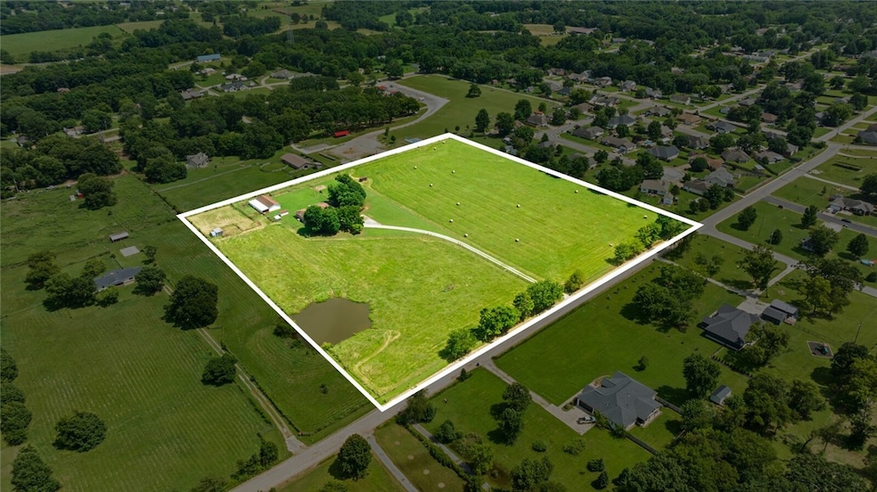 15658 Easterling Rd, Pea Ridge, AR 72751 - photo 1