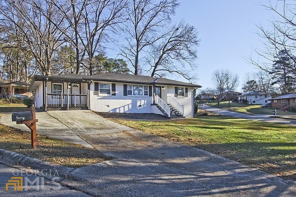 002_3635 Westbrook Dr (38)