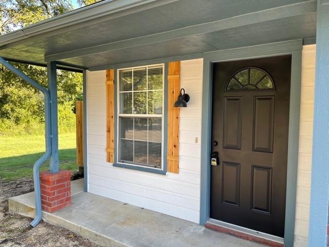 205 W Anderson St, Weatherford, TX 76086 - photo 1