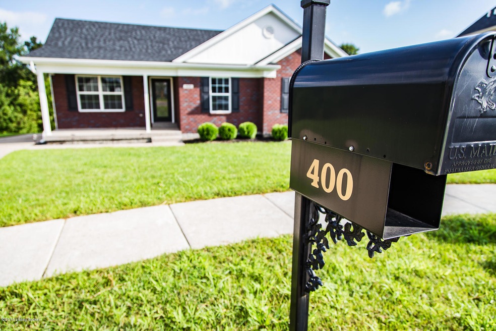 400 Gentry Crossings Blvd, Mount Washington, KY 40047 - photo 1