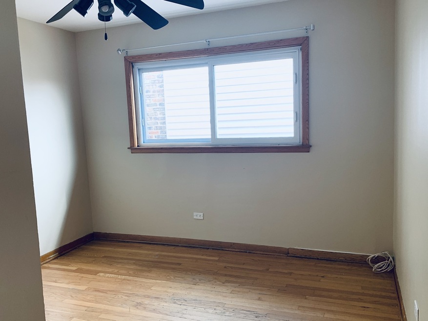 5043 W 32nd Place unit 2FL, Cicero, IL 60804 - photo 1