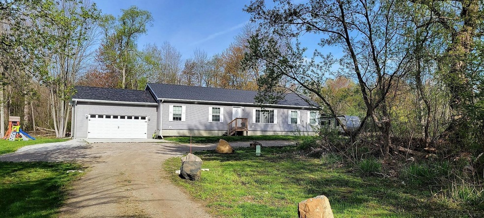 2601 Beach Rd, Port Huron, MI 48060 - photo 1