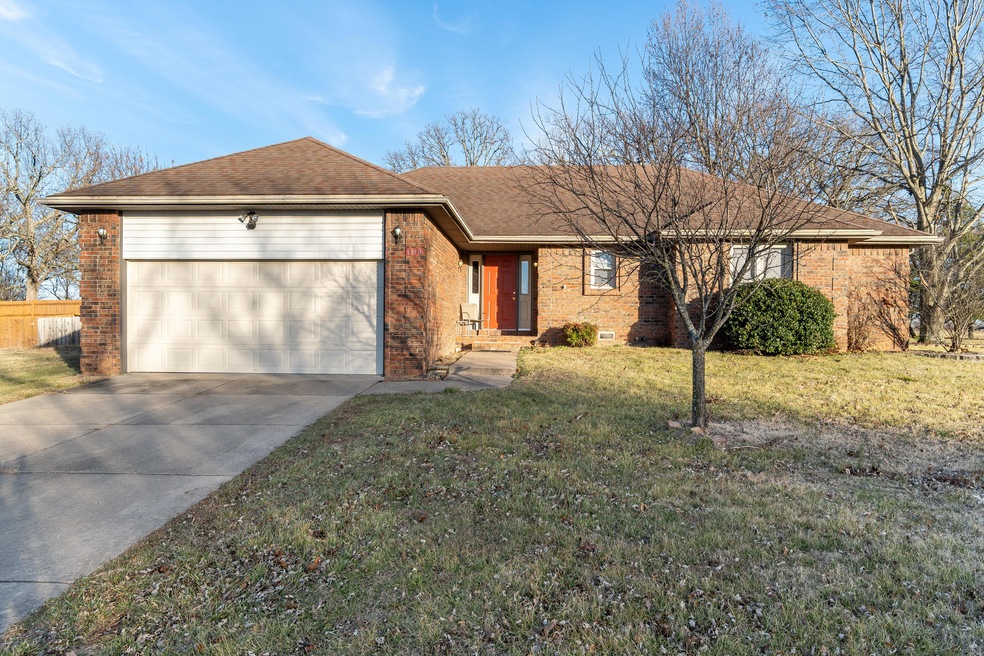 1110 Brom Bones Ct-1
