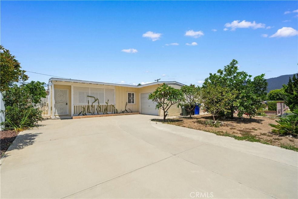 Under Contract $808,000 • Co-Listing Agent