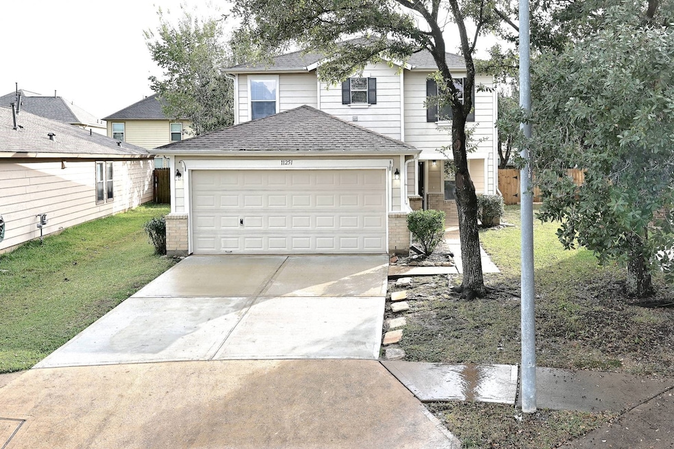 11251 Wild Goose Dr, Tomball, TX 77375 - photo 1