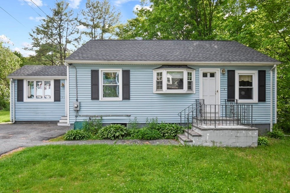 5 Juniper St, North Billerica, MA 01862 - photo 1