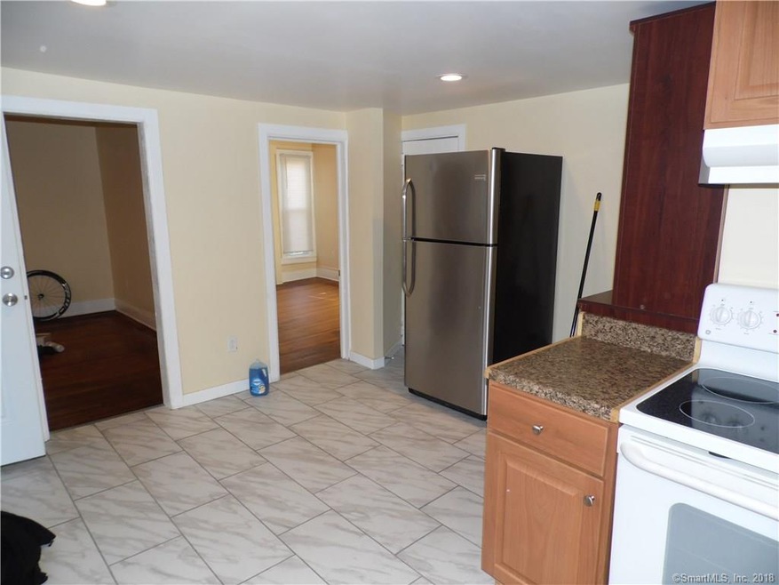 10 Bulkeley Place unit 1, New London, CT 06320 - photo 1