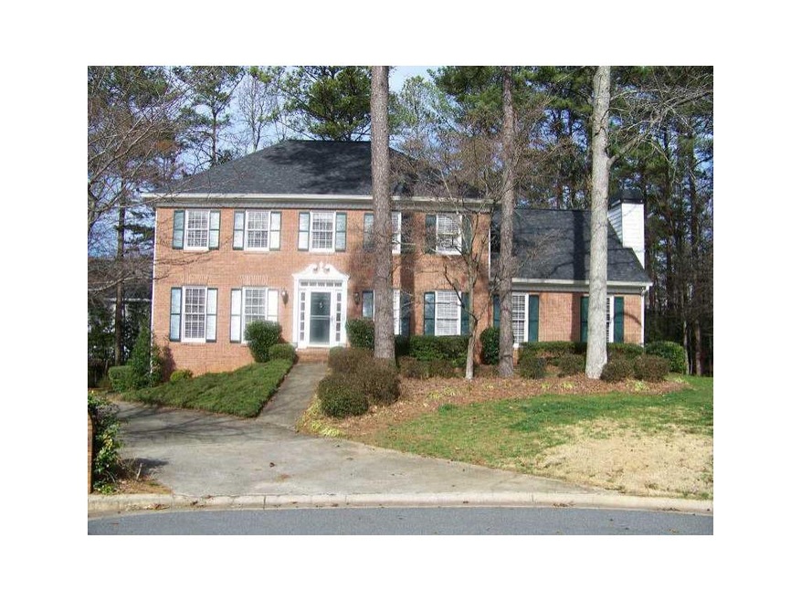 Exterior Front. Primary View from Cul de Sac