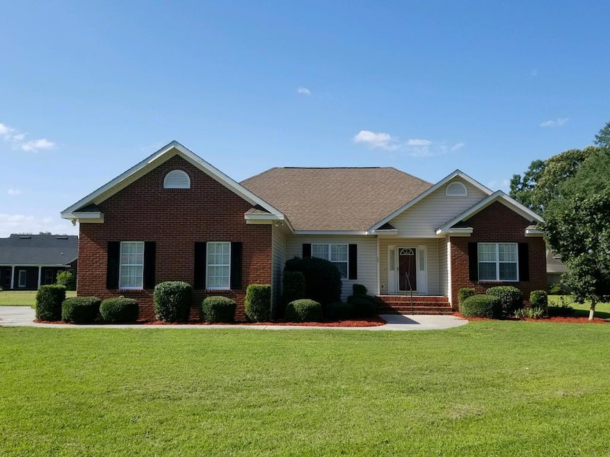 705 Irving Cir, Adel, GA 31620 - photo 1