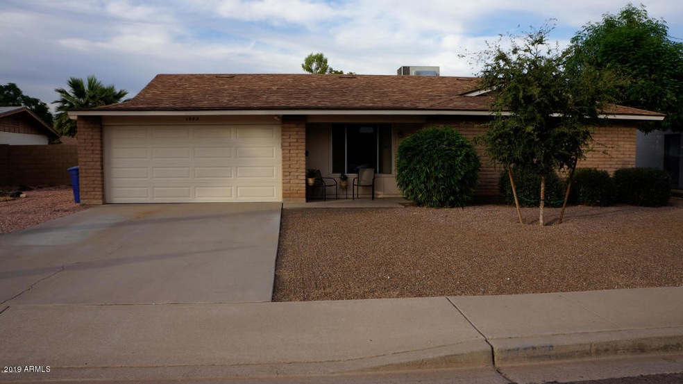 Great curb appeal!