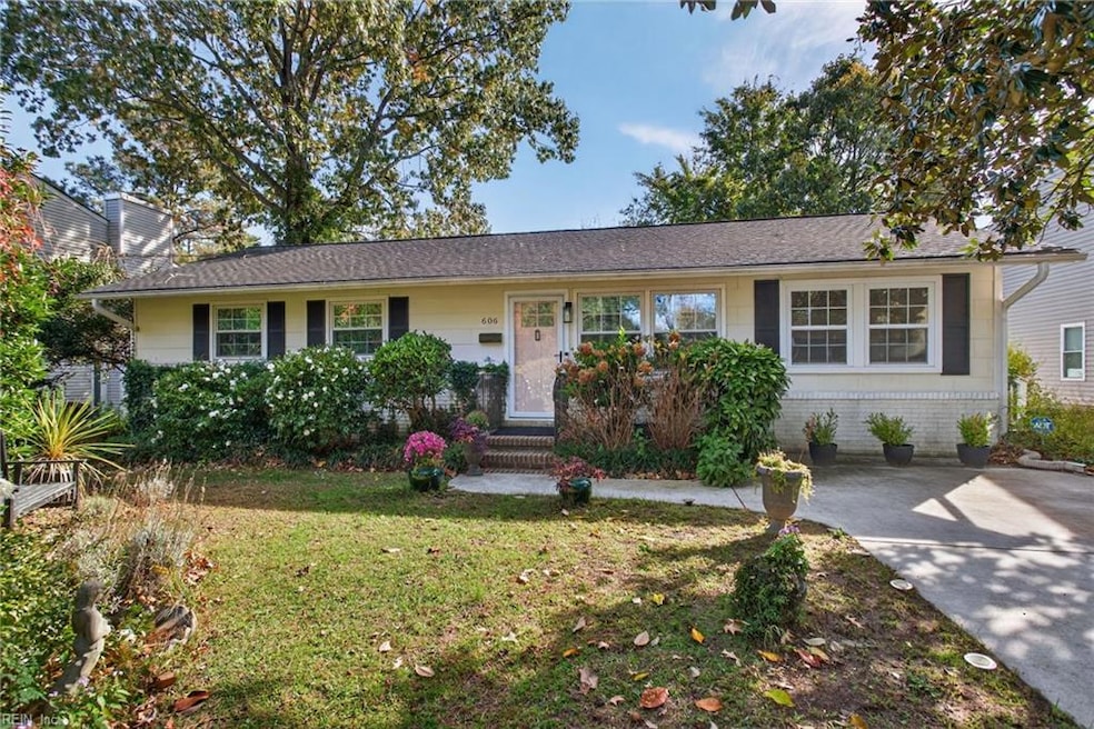 606 26th St, Virginia Beach, VA 23451 - photo 1
