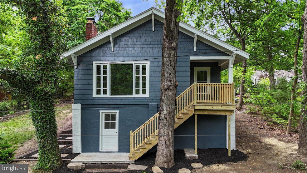 52 Hageman St, Berkeley Springs, WV 25411 - photo 1