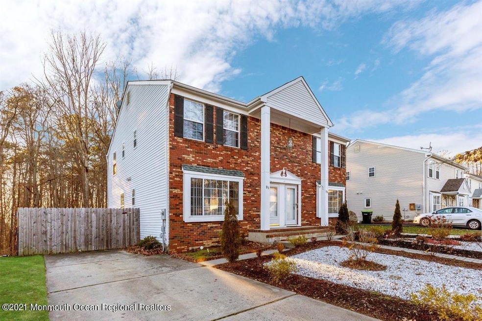 21 Brewster Cir, Old Bridge, NJ 08857 - photo 1