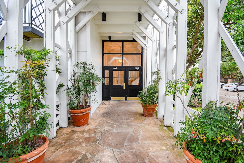 WELCOME HOME!