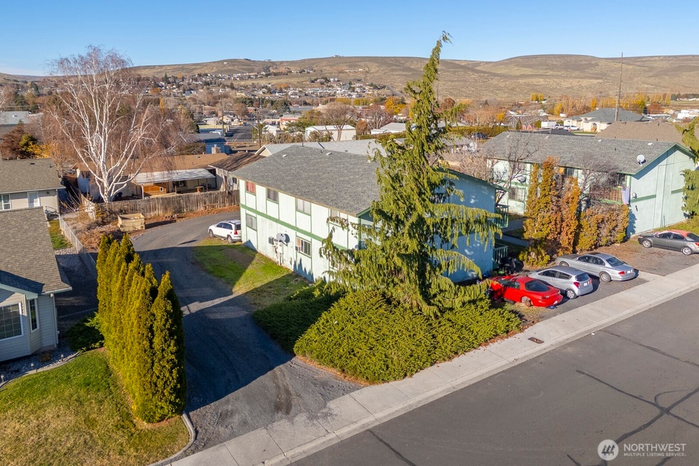 223 E St NE, Ephrata, WA 98823 - photo 1
