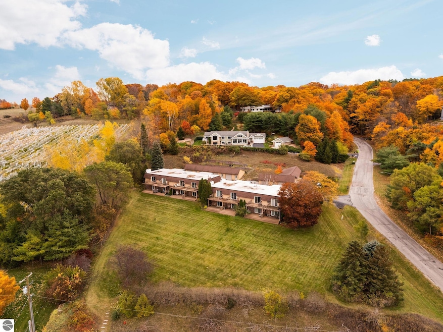 For Sale $499,900 • Co-Listing Agent