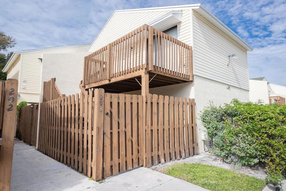 For Rent $1,800/month