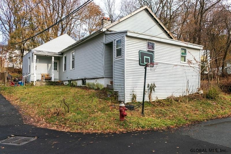 23 Erie St, Troy, NY 12180 - photo 1