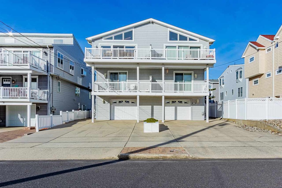 Sold $960,000 • Co-Listing Agent