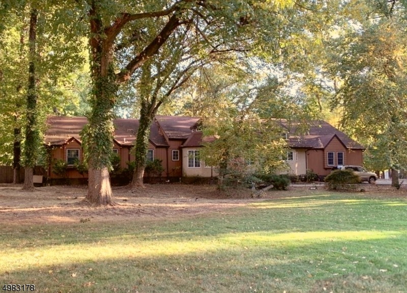 11 Southfield Rd, Edison, NJ 08820 - photo 1