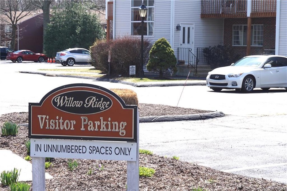 3200 Madison Ave unit 46, Bridgeport, CT 06606 - photo 1