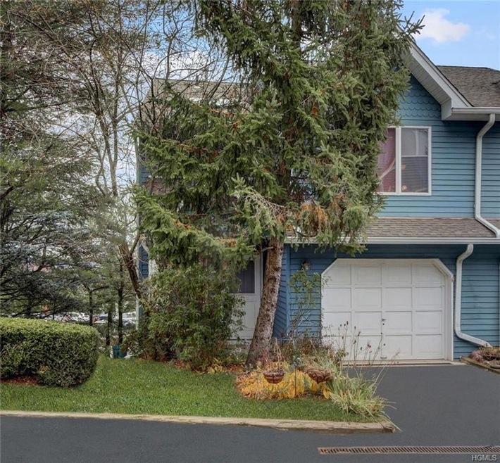 16 Village Gate Way, Nyack, NY 10960 - photo 1