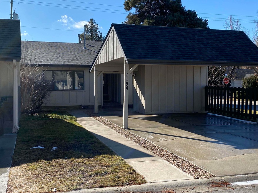 Sold • Co-Listing Agent