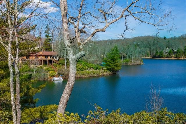 Beautiful Lake Tocoa views from most windows in th