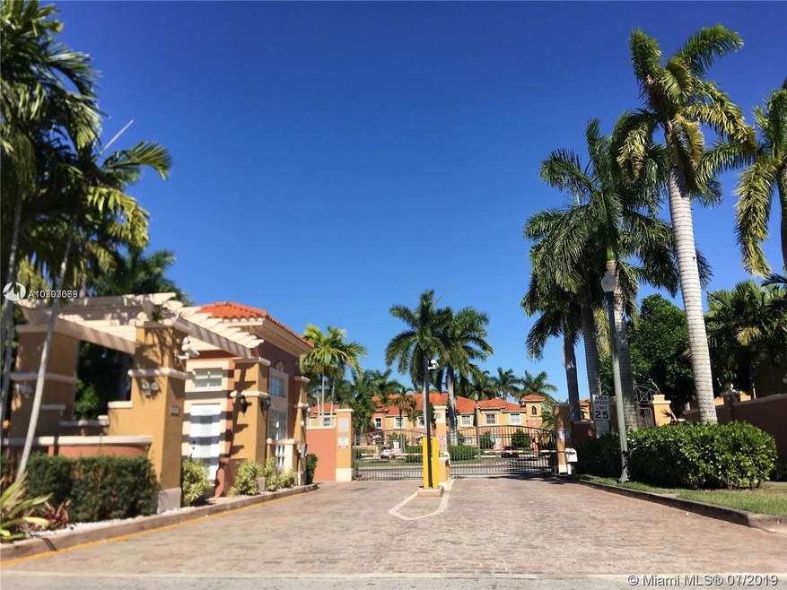 629 SW 107th Ave unit 1713, Pembroke Pines, FL 33025 - photo 1