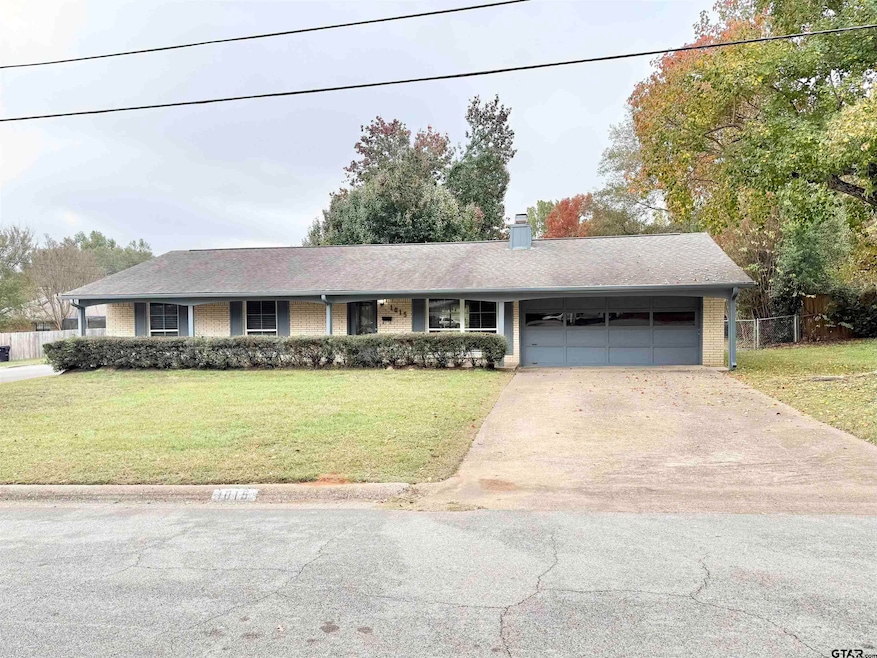 1015 Bryan St, Jacksonville, TX 75766 - photo 1