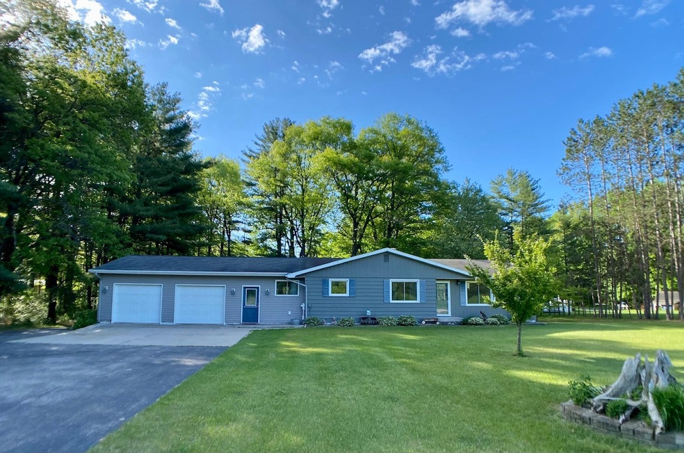 N7004 Shady Lane Dr, Porterfield, WI 54159 - photo 1