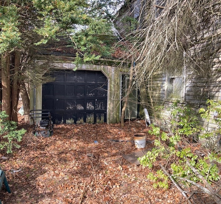 18 Fairway Dr, West Newton, MA 02465 - photo 1