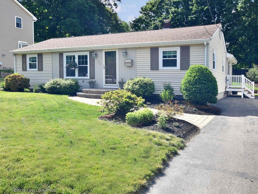 23 Bugbee St, Plainville, MA 02762 - photo 1