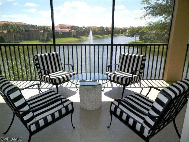 Lanai with Relaxing Lake View