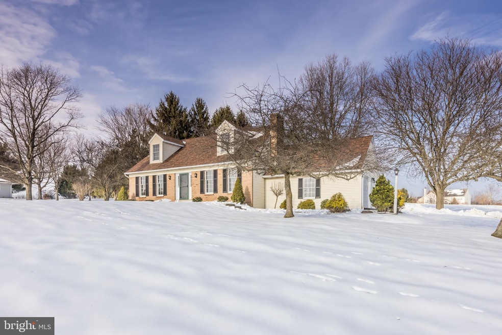 142 W Linfield-Trappe Rd, Royersford, PA 19468 - photo 1